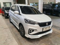 Suzuki Ertiga Hybrid AT 2022 8