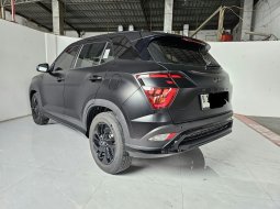Low km baru 6rban Hyundai Creta Alpha AT ( Matic ) 2024 Hitam Doff Good Condition siap pakai 4