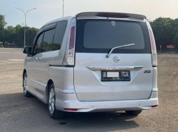 NISSAN SERENA HWS 2.0 AT 2013 TERAWAT DIJUAL CEPAT TERMURAH 5