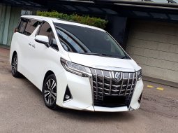 Toyota Alphard 2.5 G A/T 2023 putih km 11 ribuan sunroof 2