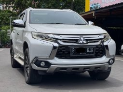 PAJERO DAKAR AT 2017 TERAWAT DIJUAL CEPAT TERMURAH 2