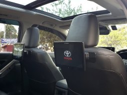 Toyota Kijang Innova Zenix Q Hybrid modelista 2023 abu km 14 ribuan cash kredit proses bisa dibantu 19