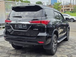 Toyota Fortuner VRZ Diesel Matic Tahun 2017 Kondisi Mulus Terawat Istimewa Seperti Baru 9