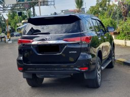Toyota Fortuner VRZ 2017 hitam 17