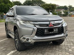 PAJERO DAKAR AT GREY 2016 TERAWAT DIJUAL CEPAT TERMURAH 2