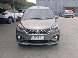 Suzuki Ertiga 1.5 GX Hybrid AT 2022 Abu-abu