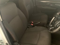 Suzuki Ertiga Sport Hybrid AT 2022 Putih 10