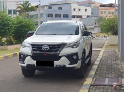 Toyota Fortuner TRD 2020 putih km 68ribuan diesel 3