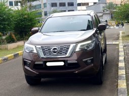 Nissan Terra 2.5L 4x2 VL AT 2018 coklat km 48 ribuan pajak panjang