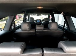 Honda BR-V Prestige CVT 2022 abu km 31 ribuan 15