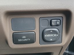 Toyota Avanza 1.3G AT 2017 hitam km 55 ribuan 13