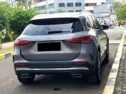 Mercedes-Benz GLA 200 AMG Line 2022 abu km 15 ribuan 12