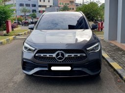 Mercedes-Benz GLA 200 AMG Line 2022 abu km 15 ribuan