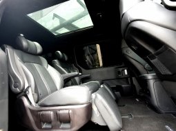 Hyundai Staria Signature 7 2022 hitam diesel km 15 ribuan 6