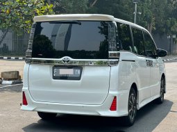 TOYOTA VOXY 2.0 AT 2019 TERAWAT DIJUAL CEPAT TERMURAH 5