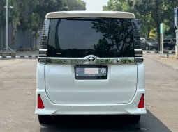 TOYOTA VOXY 2.0 AT 2019 TERAWAT DIJUAL CEPAT TERMURAH 6