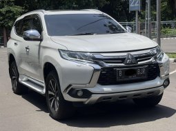 PAJERO DAKAR AT PUTIH 2017 SUPER NYAMAN TERMURAH 2