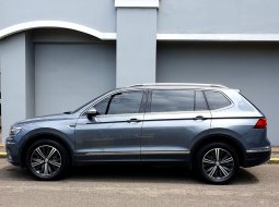 Volkswagen Tiguan 1.4L TSI 2020 abu km 50 ribuan 6