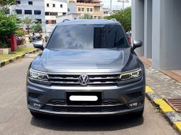 Volkswagen Tiguan 1.4L TSI 2020 abu km 50 ribuan