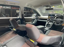 INNOVA ZENIX 2.0 V AT PUTIH 2023 SUPER NYAMAN TERMURAH 7