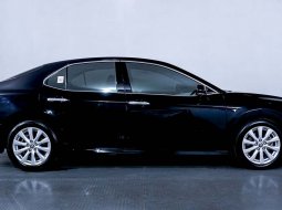 Toyota Camry 2.5 V AT 2021 Hitam
~ Kilometer 21rb ~ 5