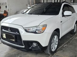 Mitsubishi Outlander PX A/T ( Matic ) 2012 Putih Good Condition 3