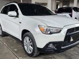 Mitsubishi Outlander PX A/T ( Matic ) 2012 Putih Good Condition 2