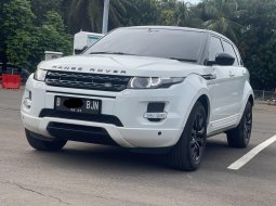 RANGE ROVER EVOQUE DYNAMIC AT PUTIH 2014 SUPER NYAMAN TERMURAH