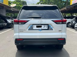 Toyota Kijang Innova Zenix Hybrid 2023 MPV 4