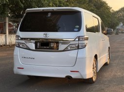 Toyota Vellfire Z 2015 Putih 5