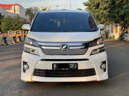 Toyota Vellfire Z 2015 Putih