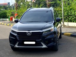 Honda BR-V Prestige CVT 2023 hitam km 30 ribuan matic