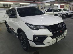 Toyota Fortuner VRZ TRD Sportivo Automatic 2018 super gress 7