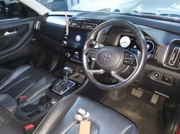 Hyundai Creta Prime Automatic 2023 Low KM 17