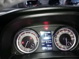 Suzuki XL7 Alpha AT 2022 Orange 7