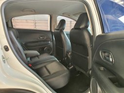 Honda HRV 1.5 E SE AT 2018 Putih 10