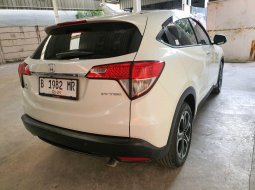 Honda HRV 1.5 E SE AT 2018 Putih 5