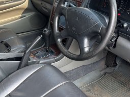 2001 Mitsubishi Gallant Hiu 2.5 A/T Hitam Metalik An Pribadi Plat B DKI GANJIL Pajak On MARET 2025 . 6
