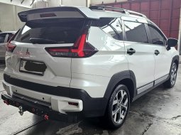 Mitsubishi Xpander Cross Premium A/T ( Matic ) 2023 Putih Mulus Gress Siap Pakai 6