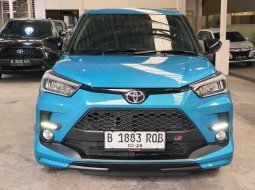 Toyota Raize 1.0T GR Sport AT 2023 Biru
