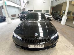 BMW 330i 2.0 M Sport AT 2022 Hitam