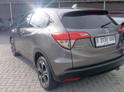 Honda HRV 1.5 E SE AT 2019 Abu-abu 6