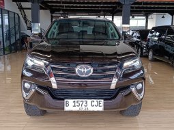 Toyota Fortuner VRZ Diesel Matic Tahun 2018 Kondisi Mulus Terawat Istimewa Seperti Baru