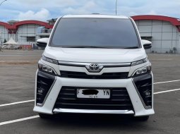TOYOTA VOXY 2019 PUTIH TERMURAH SIAP PAKAI 1