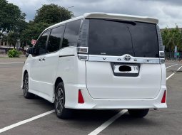 TOYOTA VOXY 2019 PUTIH TERMURAH SIAP PAKAI 5