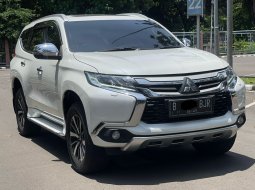 PAJERO DAKAR AT PUTIH 2017 DIJUAL CEPAT MURAH