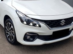 Suzuki Baleno Hatchback A/T 2023 putih km antik 7 ribuan 12