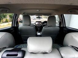 Suzuki Baleno Hatchback A/T 2023 putih km antik 7 ribuan 19