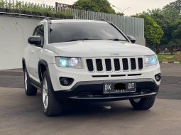 JEEP COMPAS LIMITED 2.4 AT 2013 PUTIH DIJUAL CEPAT TERMURAH