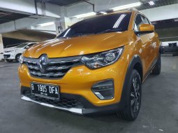 Renault Triber RXZ AT 2022 siap pakai Low KM